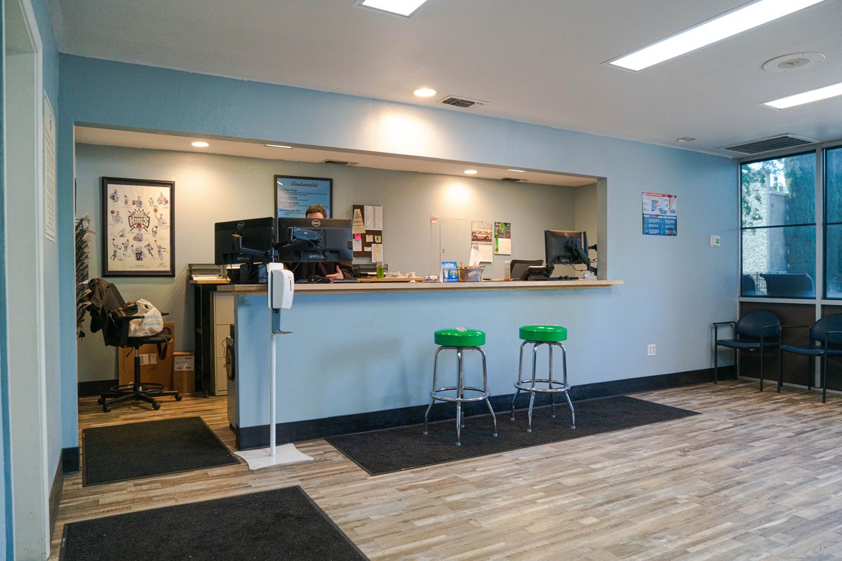 Front counter and waiting area at Folsom Automotive Service